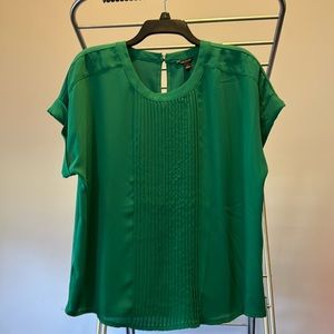 Ann Taylor green flutter blouse